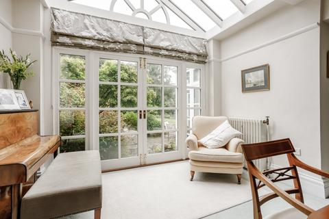 Grays Lodge Highercombe Road, Haslemere, GU27 2LQ