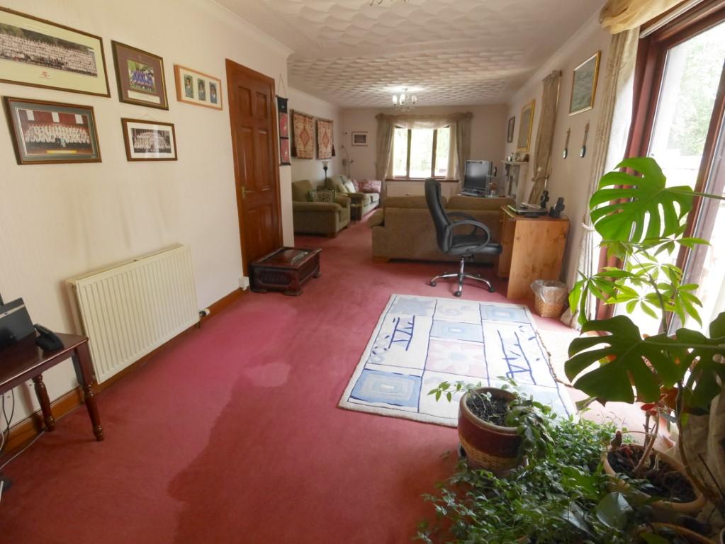 The Grange, Islesteps, Dumfries, DG2 8 ES - Braidwo
