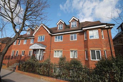 undefined, Dukes Avenue, New Malden