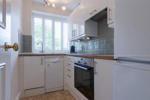 1 bedroom flat to rent, Belsize Park NW3