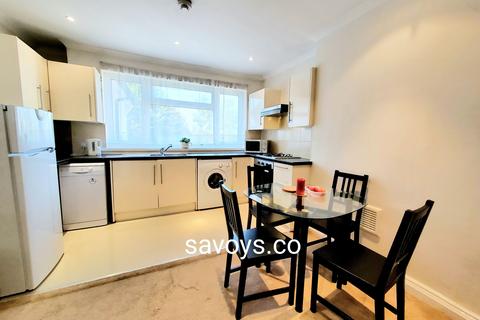 3 bedroom flat to rent, Hoop Lane, Golders Green