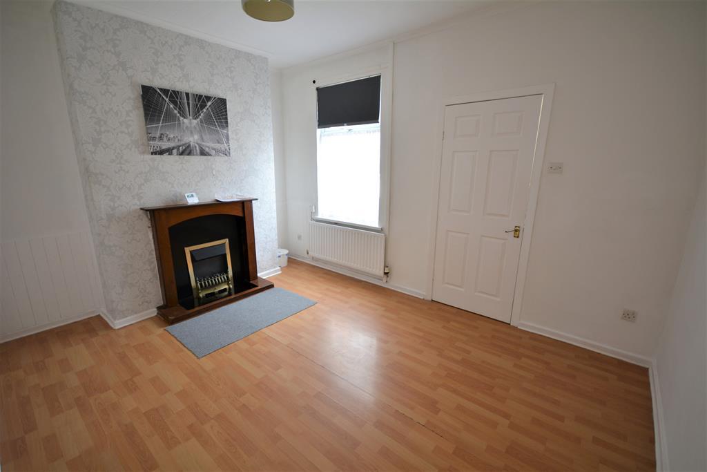 Arthur Terrace, Auckland, DL14 6BL 3 bed terraced house £475