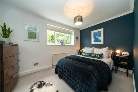 7 Beckets Square, Berkhamsted, HP4 1BZ