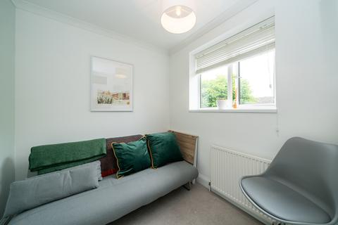 7 Beckets Square, Berkhamsted, HP4 1BZ