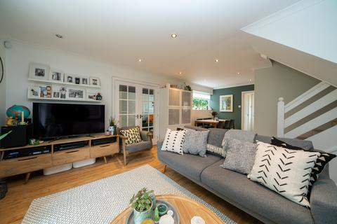 7 Beckets Square, Berkhamsted, HP4 1BZ