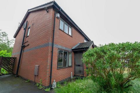 2 bedroom semi-detached house to rent, Edgemoor Close, Watersheddings, Oldham, OL4