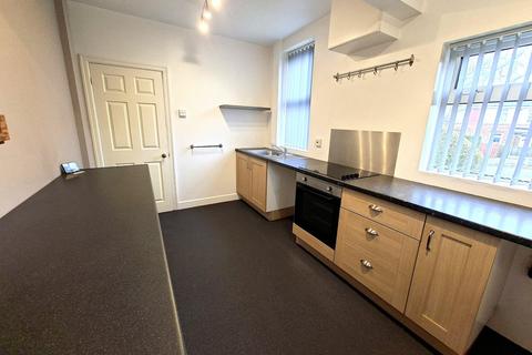 2 bedroom semi-detached house to rent, Ronksley Road, Shiregreen