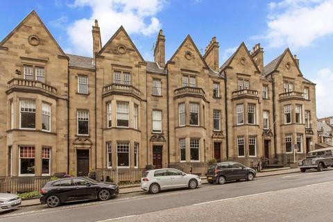 3 Douglas Gardens, Edinburgh, EH4 3DA