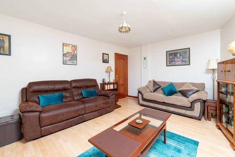 17/52 Johns Place, Edinburgh, EH6 7EN