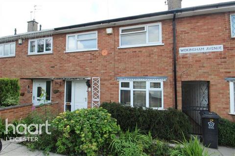 3 bedroom terraced house to rent, Wokingham Avenue