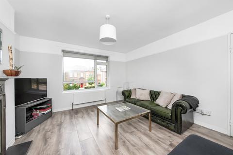 28b Westmount Road, Eltham, London, SE9 1JD