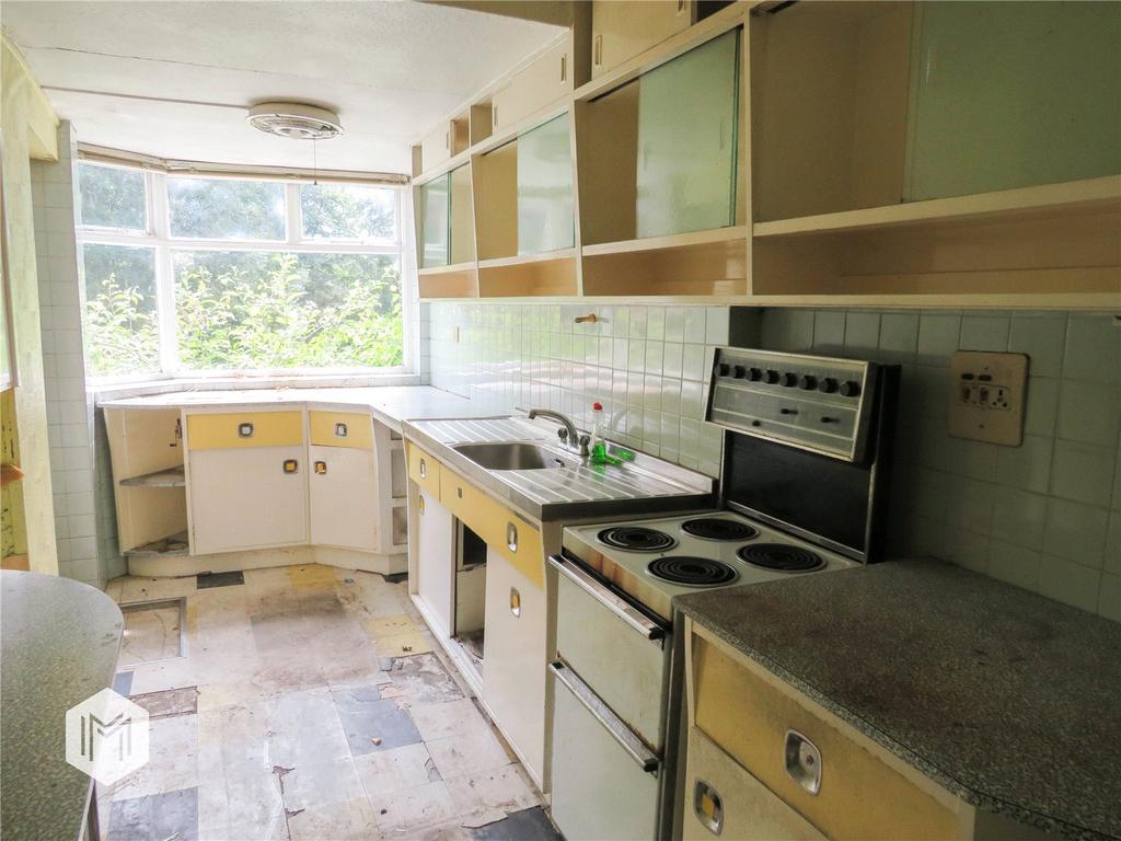 Abercorn Road, Bolton, BL1 3 bed semidetached house £300,000