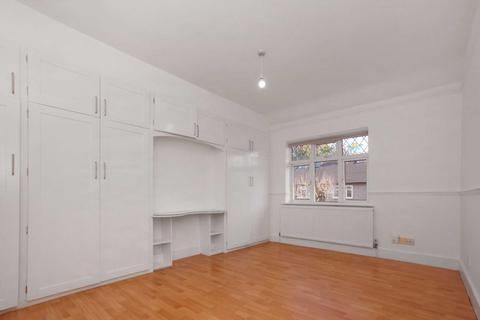 3 bedroom house to rent, Lewis Avenue, Walthamstow