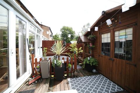 8 Brackenfield, Telford, TF3 1SL