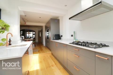 59 Spencer Road, London, E17 4BD