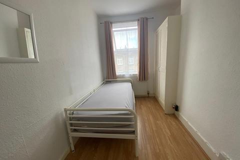 undefined, ALL BILLS & WIFI INCLUDED - Rock Street, London, N4