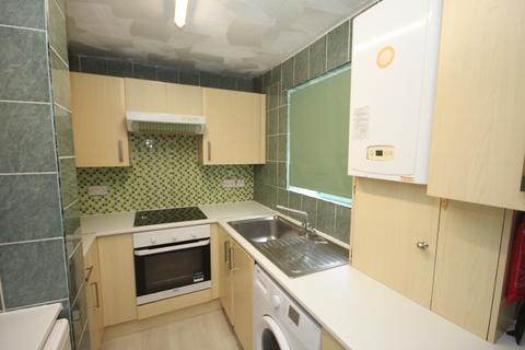 2 bedroom flat to rent, Whipperley Way, Luton, LU1