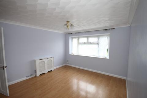 2 bedroom flat to rent, Whipperley Way, Luton, LU1