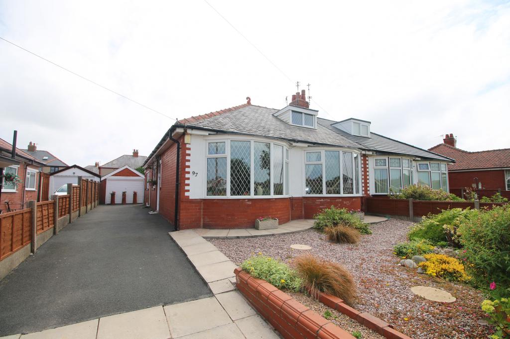 Fleetwood Road, ThorntonCleveleys, FY5 3 bed bungalow for sale £199,950