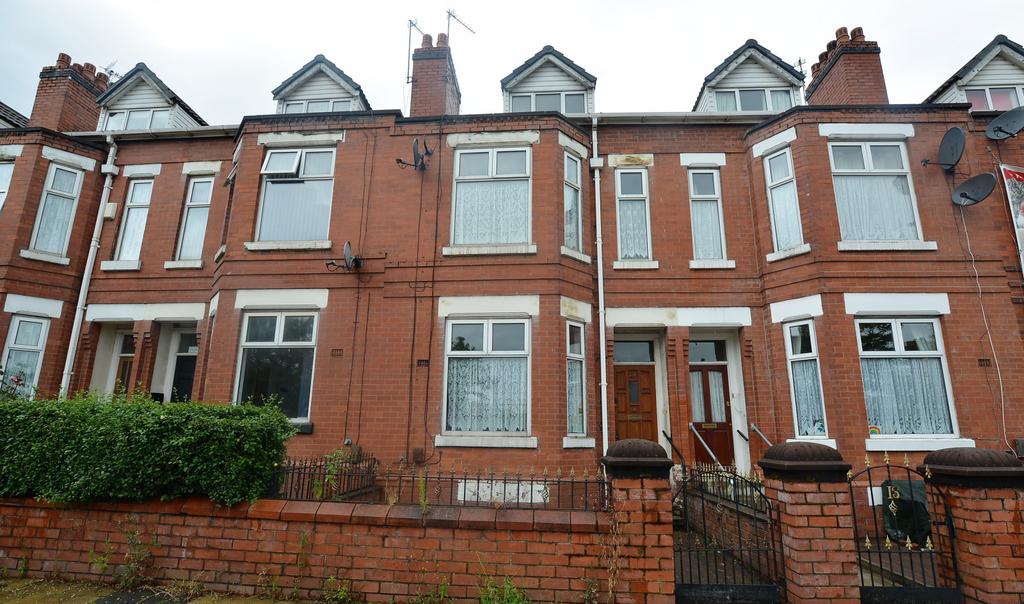 Sir Matt Busby Way, M16 3 bed terraced house £280,000