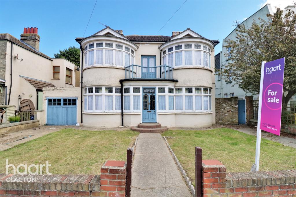 Wellesley Road, ClactonOnSea 6 bed detached house £450,000