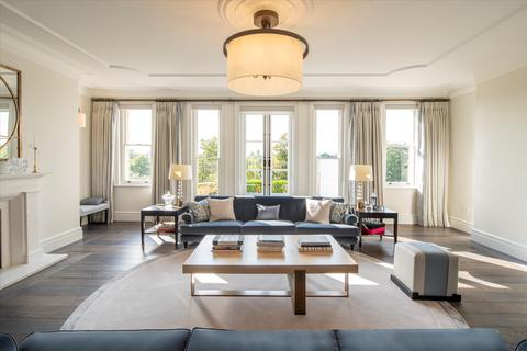 5 bedroom flat for sale, Cambridge Gate, Regents Park, London, NW1