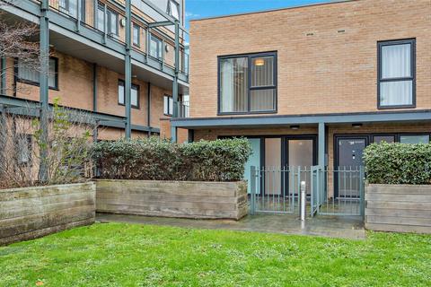 undefined, Flamsteed Close, Cambridge, CB1
