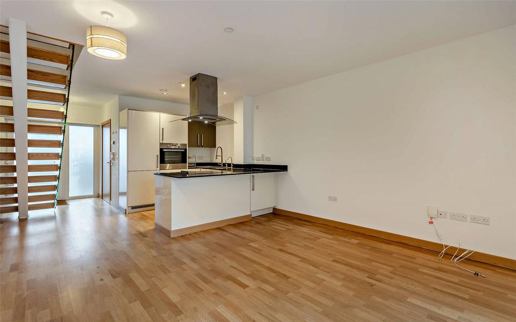 Kitchen/Living Area