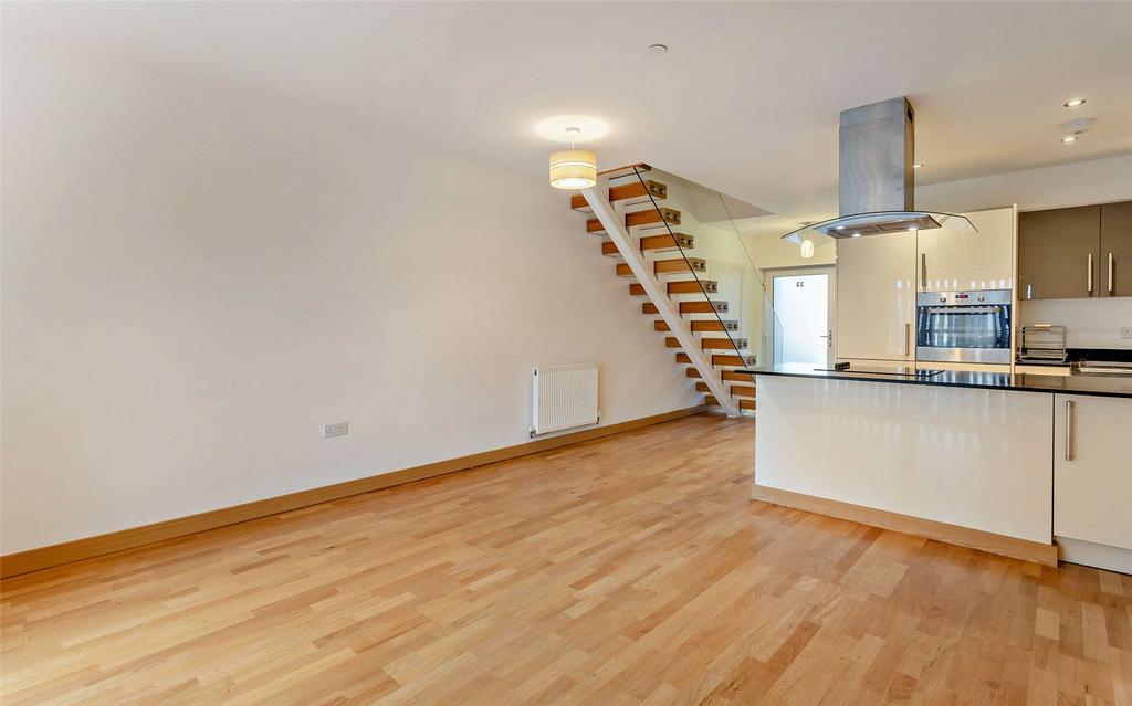 Kitchen/Living Area