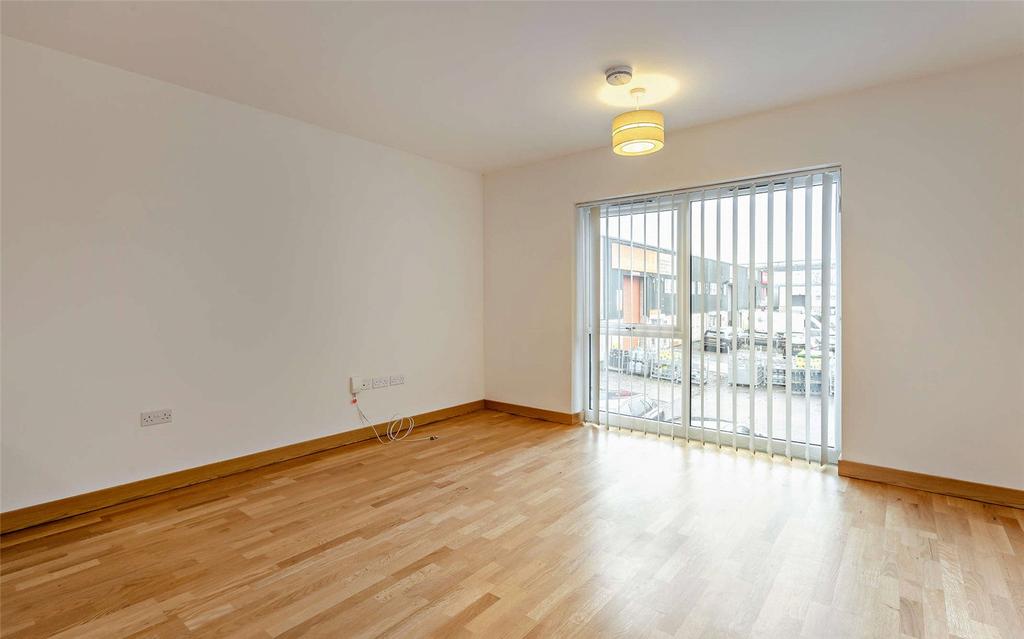 Kitchen/Living Area