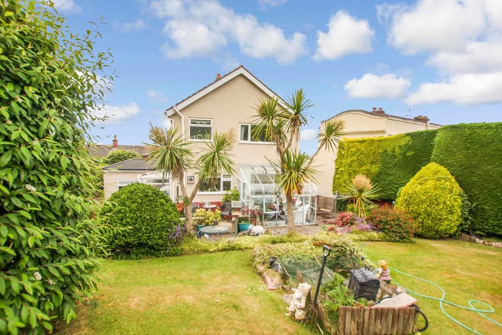 Orme View Drive, Prestatyn 3 bed detached house £290,000