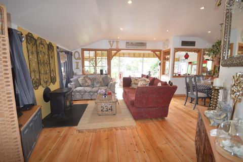 22 The Island, Thames Ditton, KT7 0SH