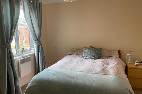 2 bedroom apartment to rent, St Andrews Square, Brandon