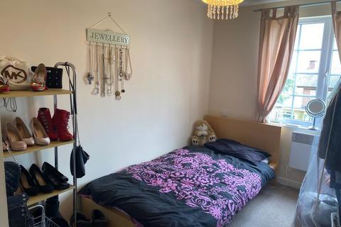 2 bedroom apartment to rent, St Andrews Square, Brandon