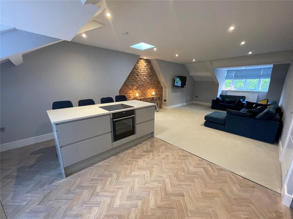 West Avenue, Gosforth, NE3 2 bed apartment £2,000 pcm (£462 pw)