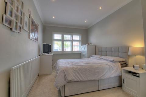 60 Okehampton Crescent, Welling, DA16 1DE