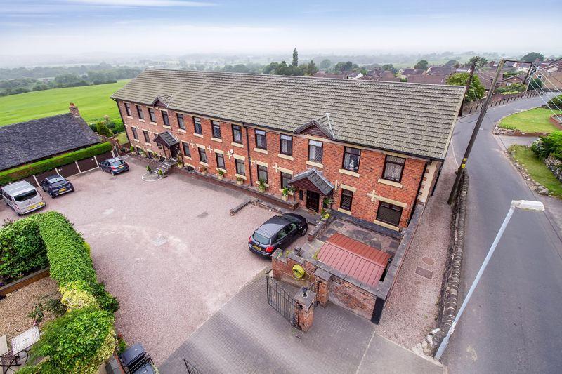Mow Cop Road, StokeOnTrent 1 bed apartment for sale £135,000