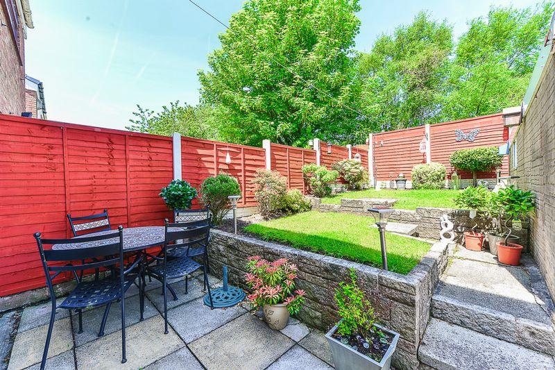 Merton Road, Highfield, WN3 6AT 3 bed semidetached house £625 pcm (£