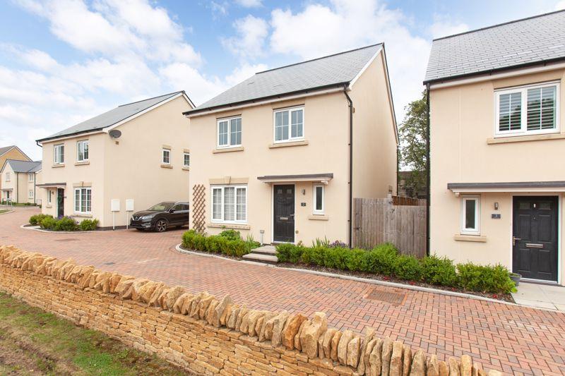 Echo Close, Corsham 4 bed detached house for sale £425,000
