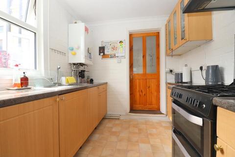 150 Bishopscote Road, Luton, LU3 1PE
