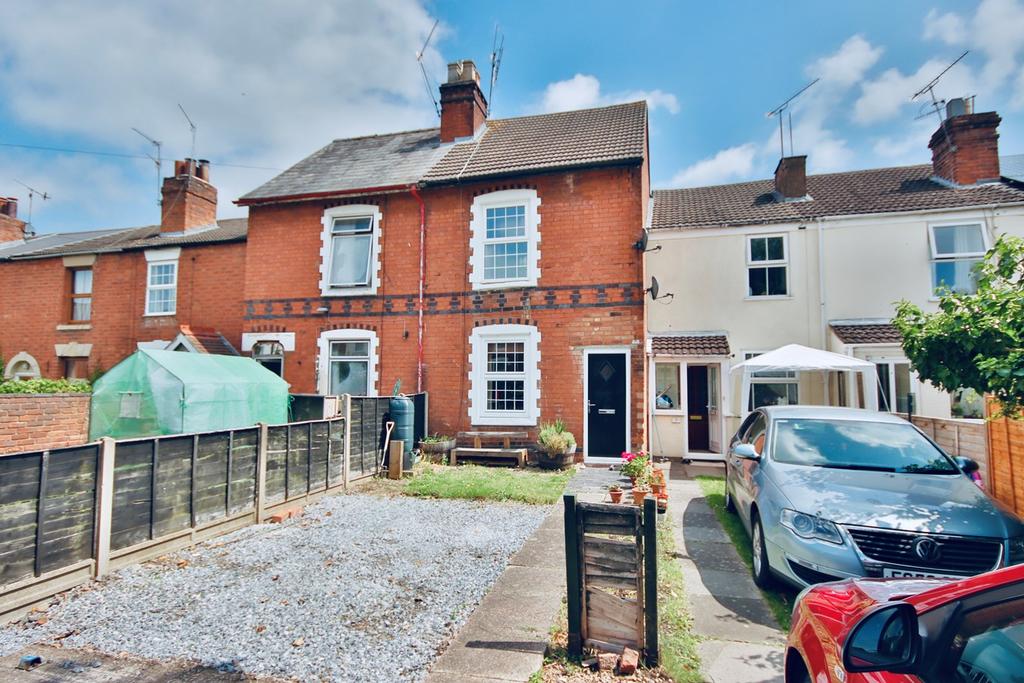 Lansdowne Street, Worcester, WR1 2 bed terraced house £200,000