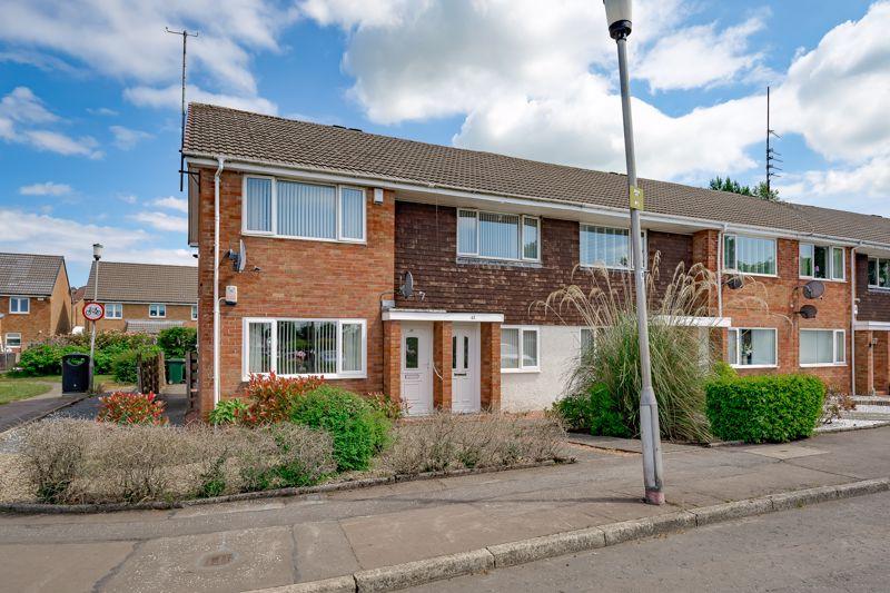43 Forest Grove, Kilmarnock, KA3 1UP 2 bed flat £90,000