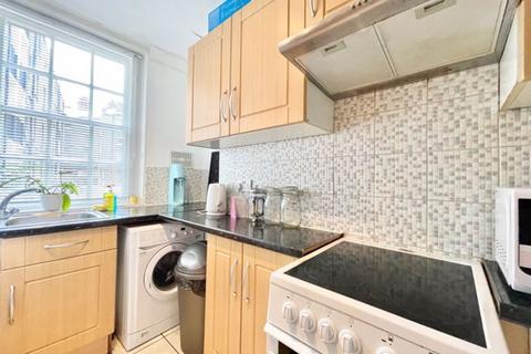 2 bedroom apartment to rent, Hannibal Road, E1