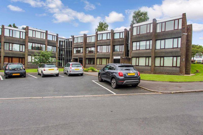 Parklands Gardens, Walsall 1 bed apartment £100,000