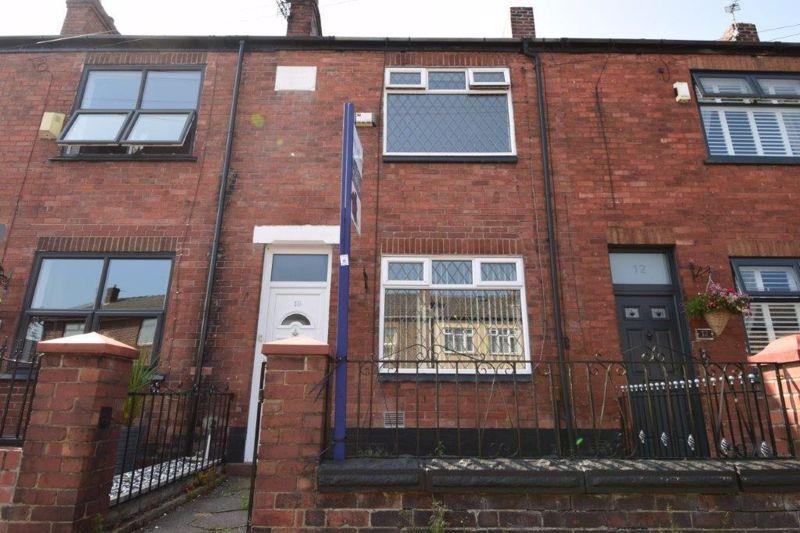 Harvey Lane, Golborne 3 bed terraced house to rent £650 pcm (£150 pw)