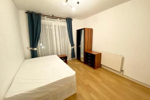 3 bedroom house share to rent - Dobson Close, Swiss Cottage, NW6