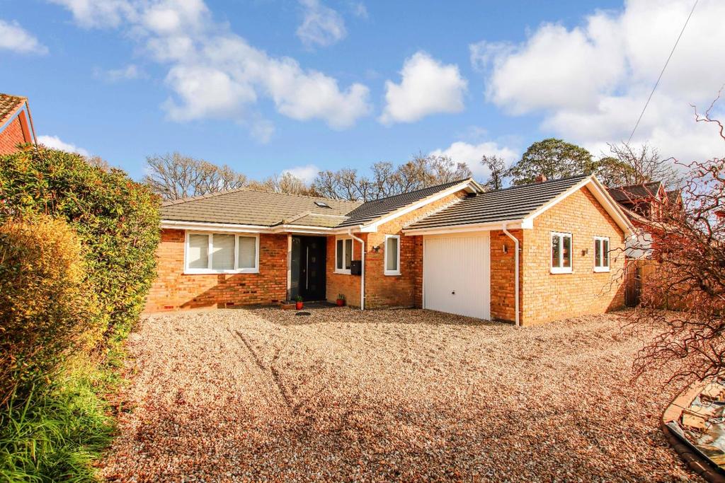 Raley Road, Locks Heath 5 bed bungalow £700,000