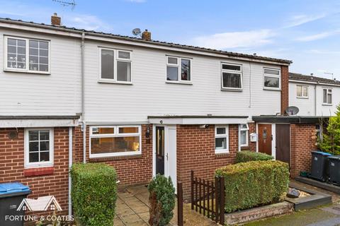 4 bedroom terraced house for sale, Sycamore Field, Harlow