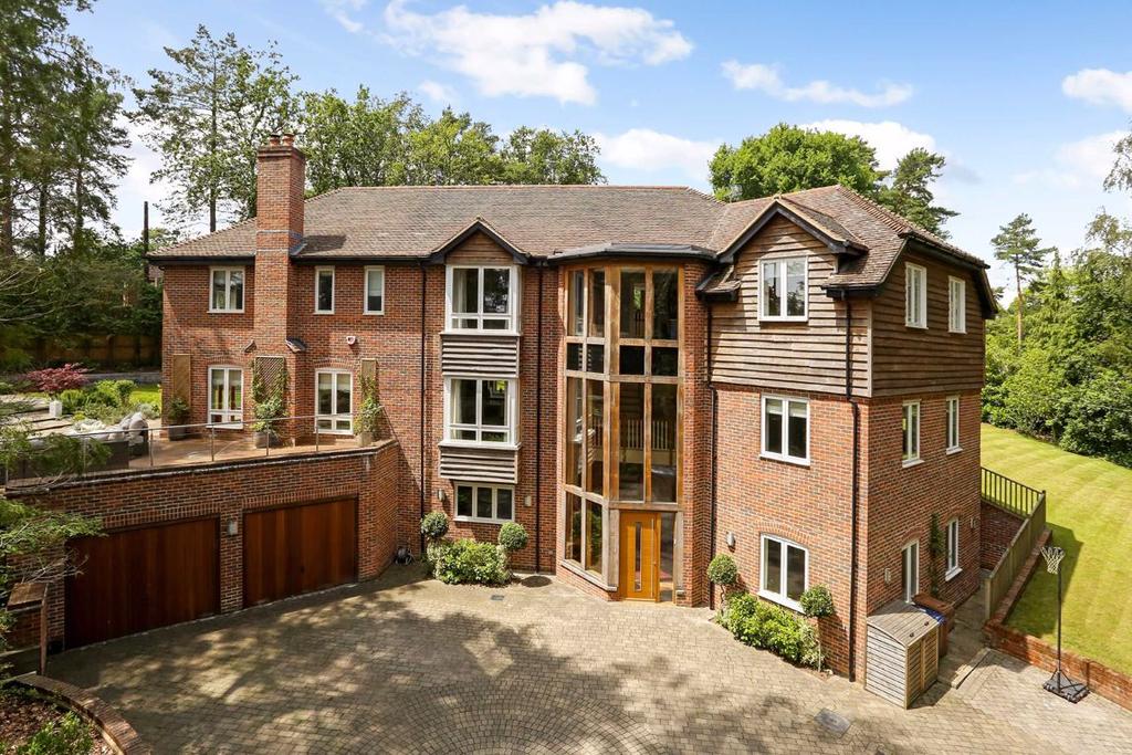 Longdown Road, Farnham 7 bed detached house £2,500,000
