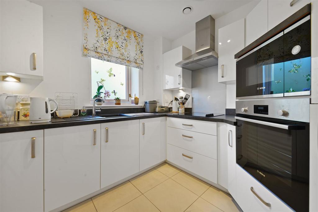 Kitchen.jpg